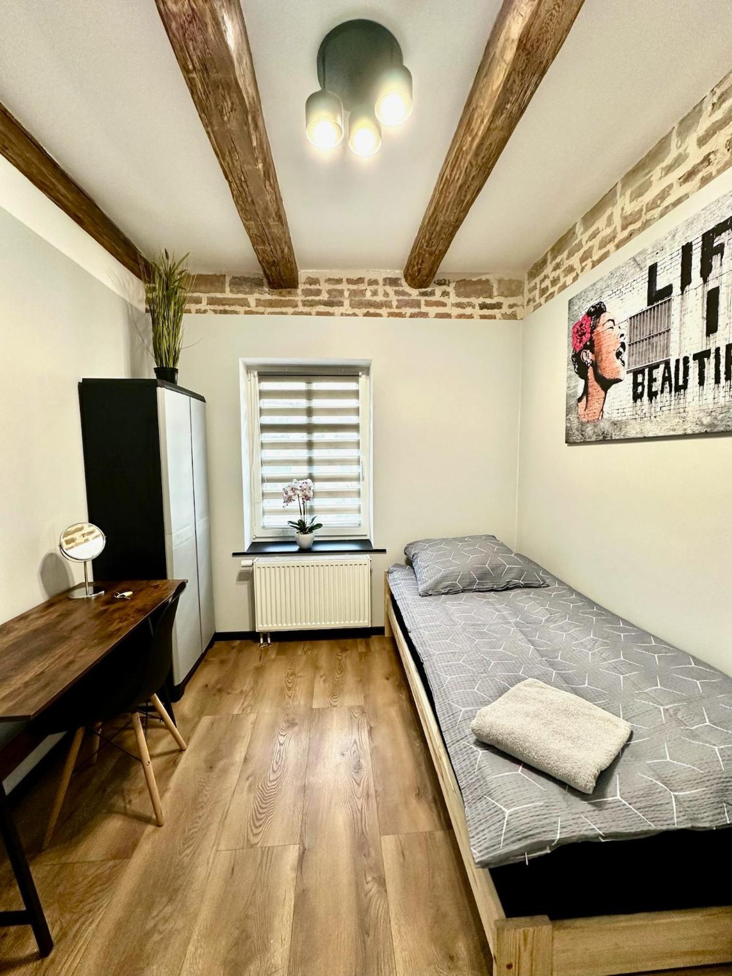 Marianowka Apartman Legnica Kültér fotó
