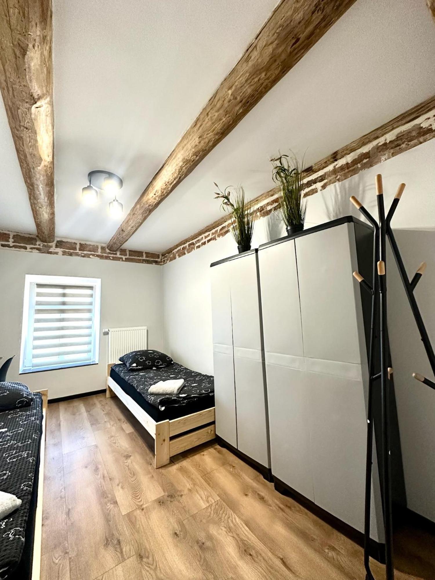 Marianowka Apartman Legnica Kültér fotó