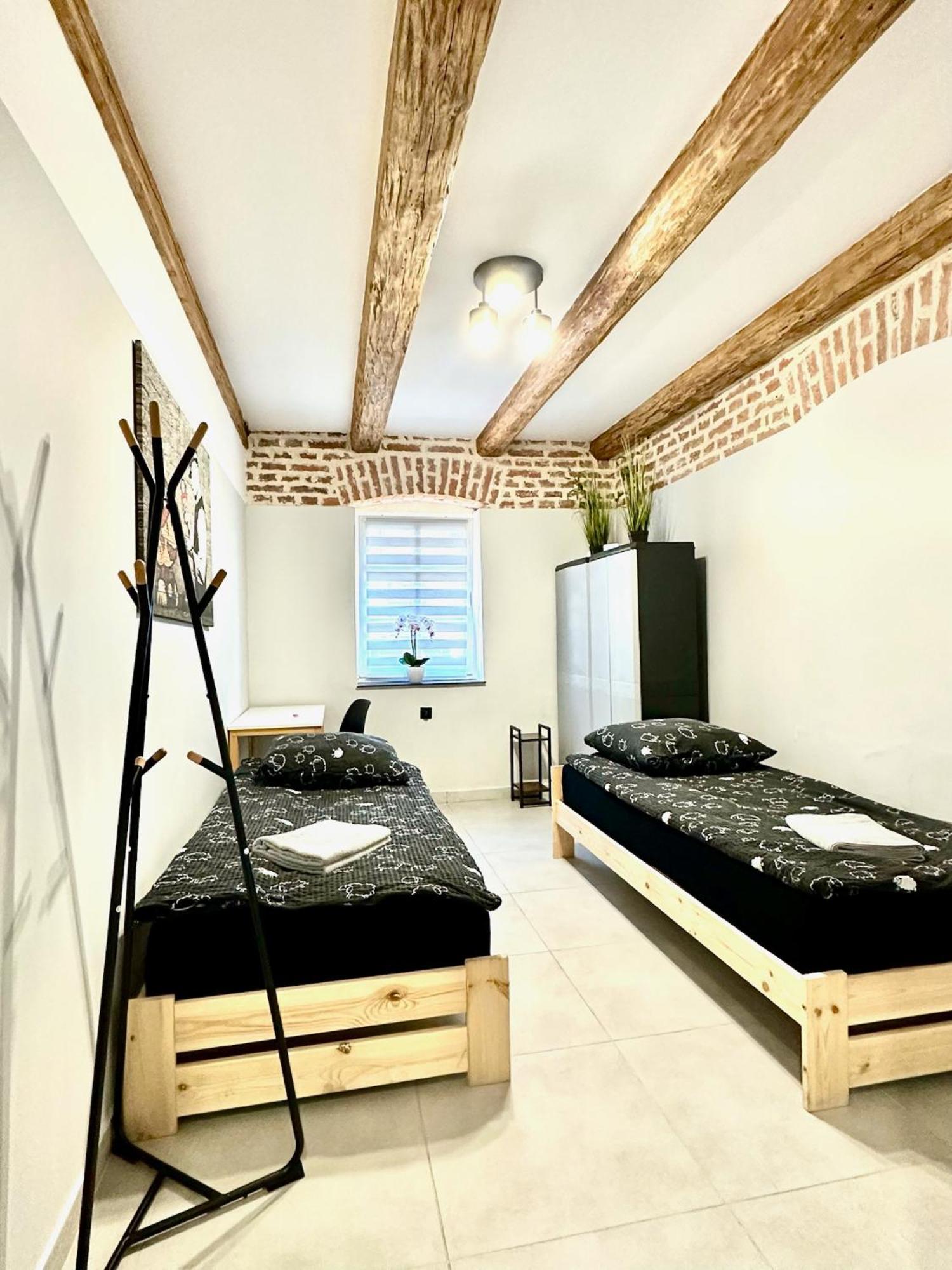 Marianowka Apartman Legnica Kültér fotó