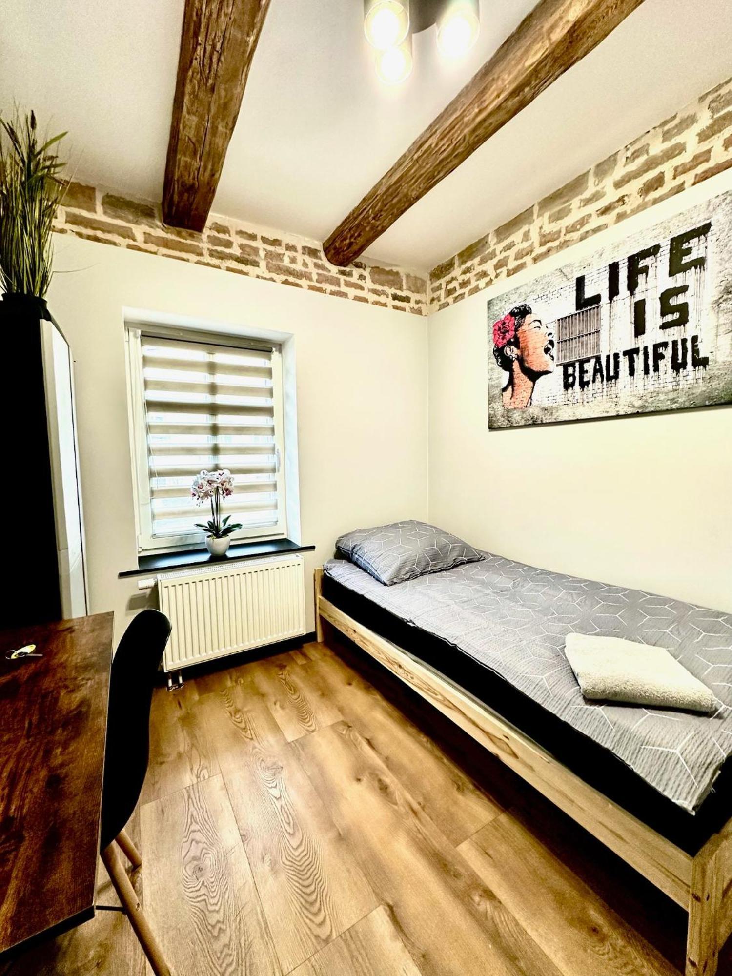 Marianowka Apartman Legnica Kültér fotó